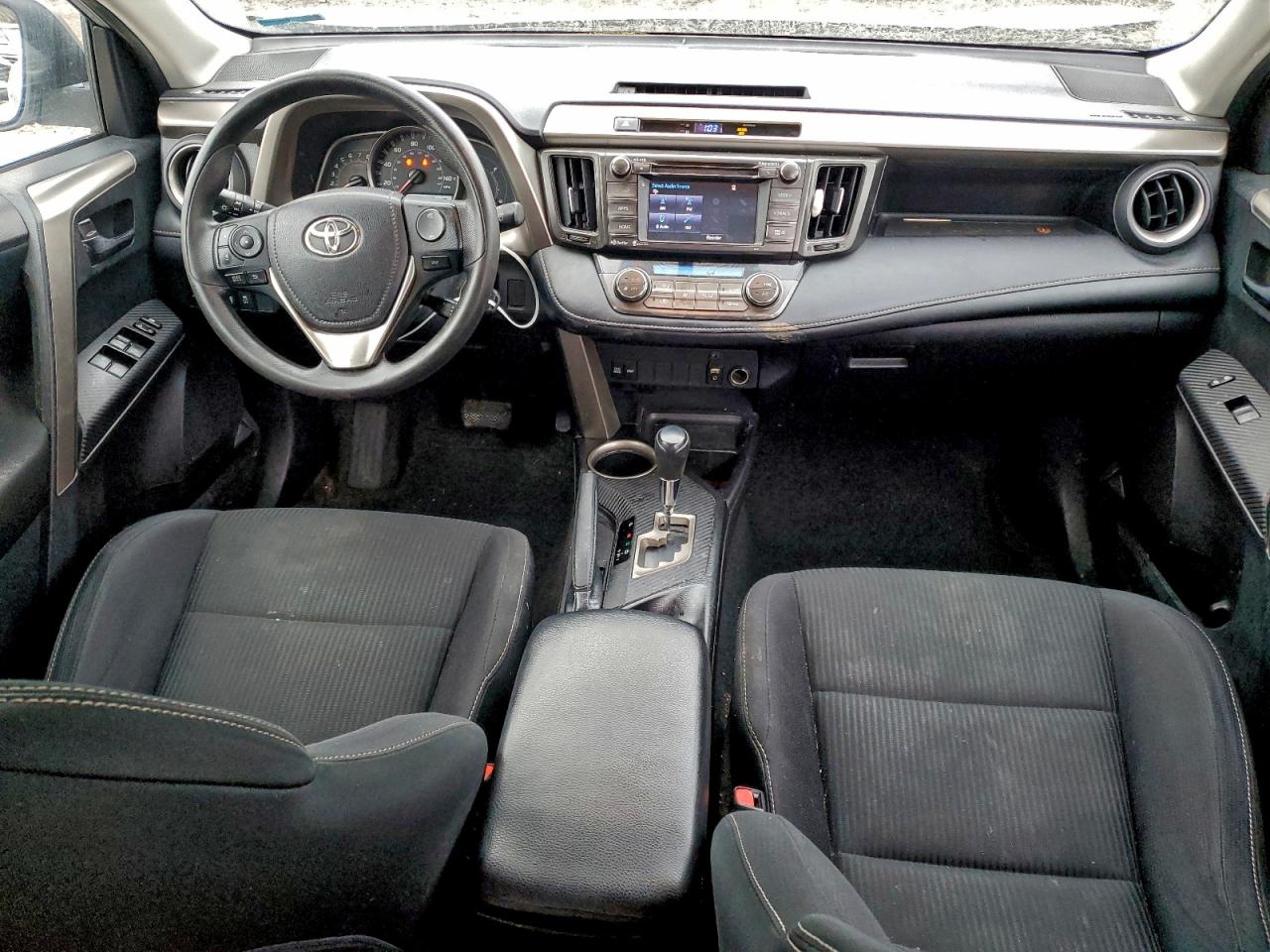 TOYOTA RAV4 XLE