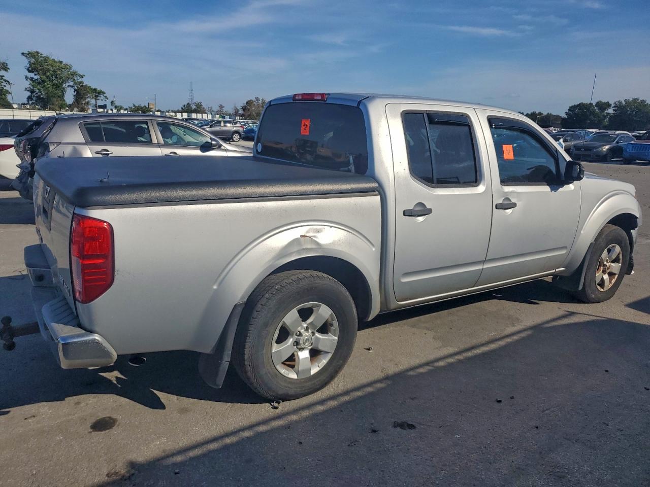 NISSAN FRONTIER S
