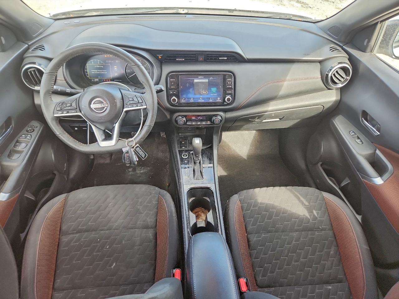 NISSAN KICKS SR