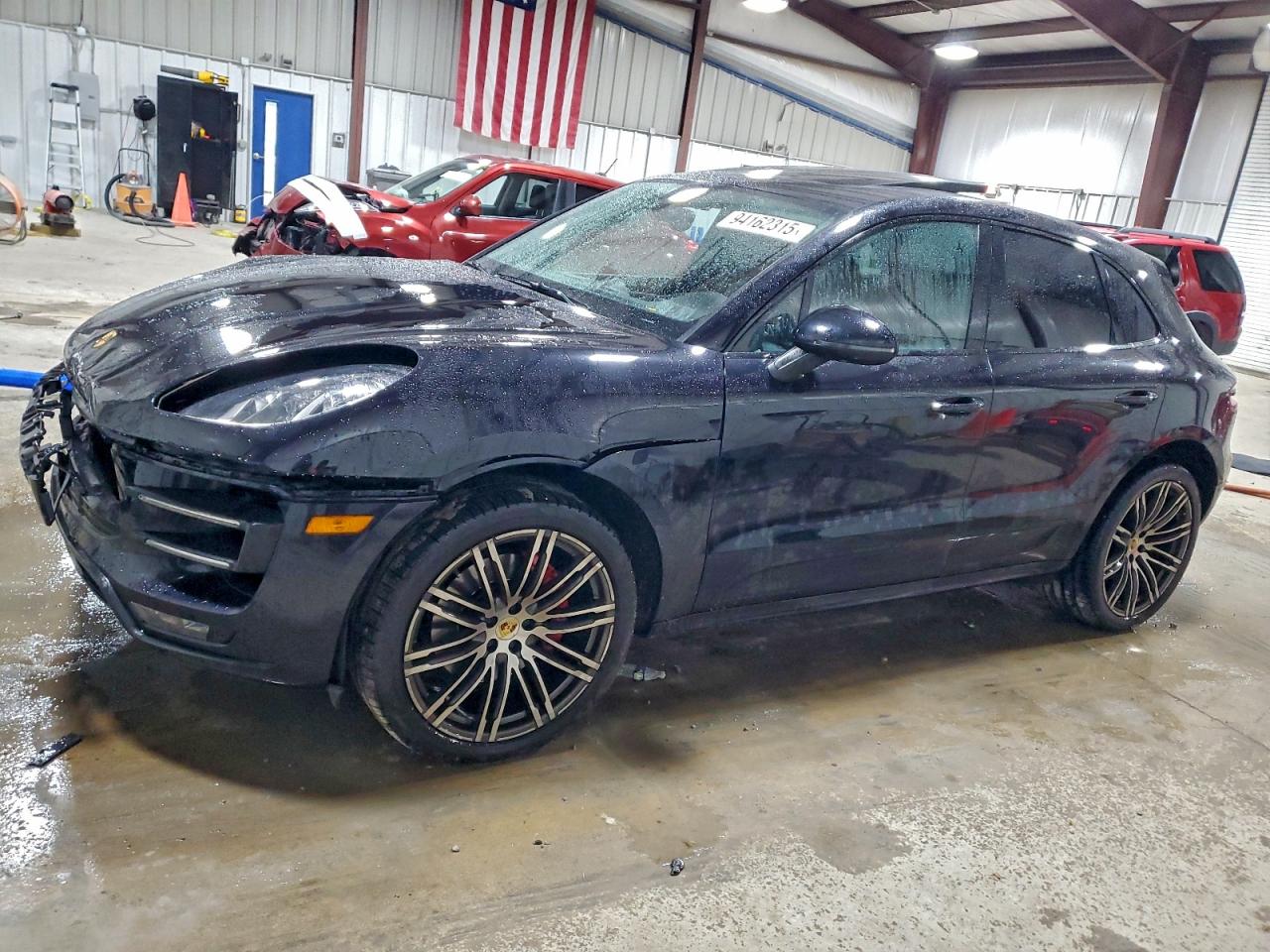 PORSCHE MACAN TURBO