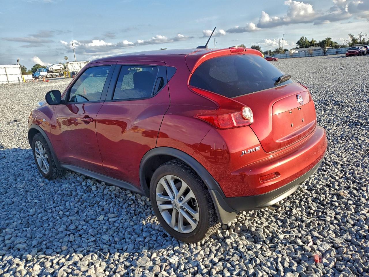 NISSAN JUKE S