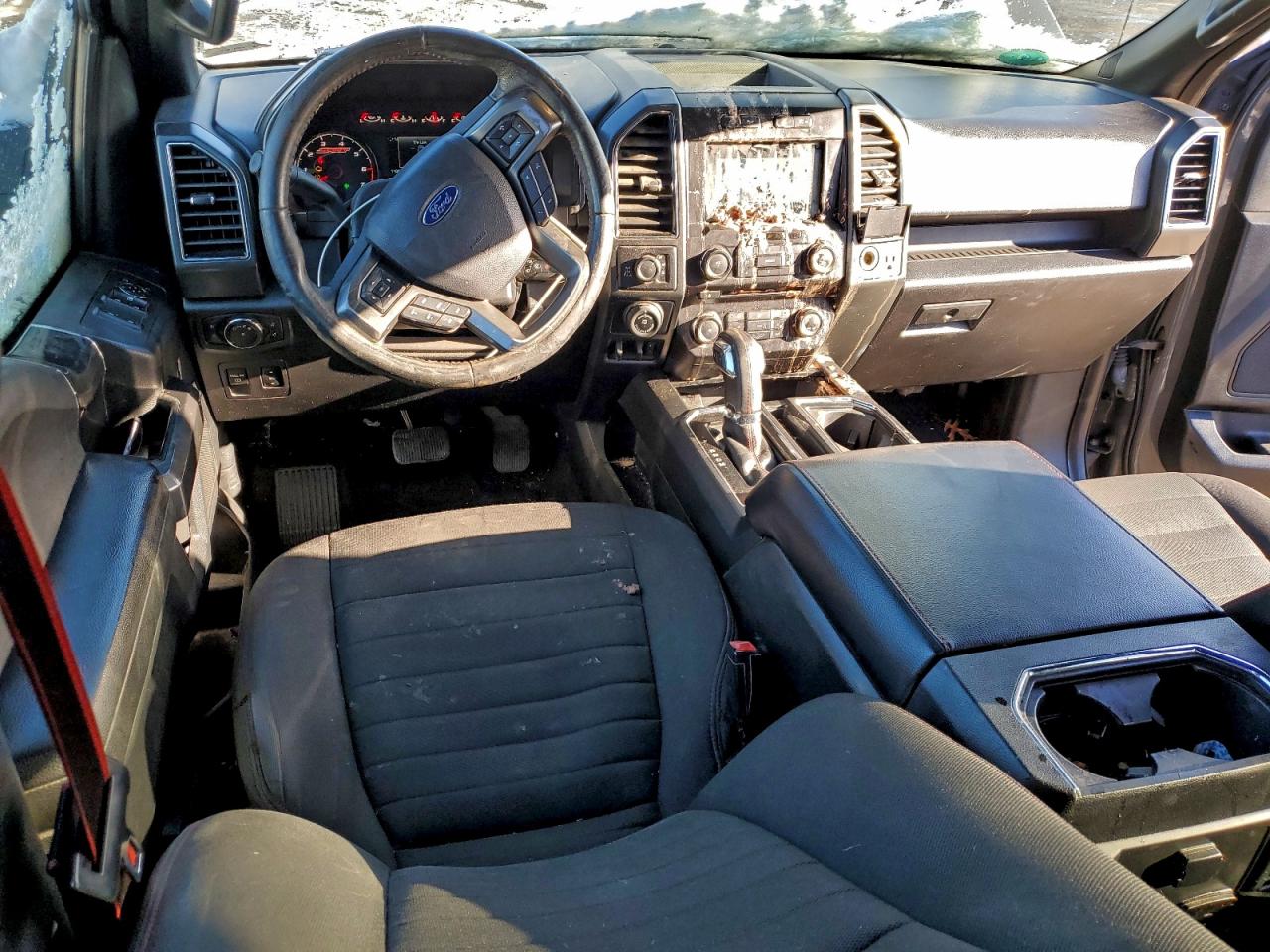 FORD F-150 SUPERCREW