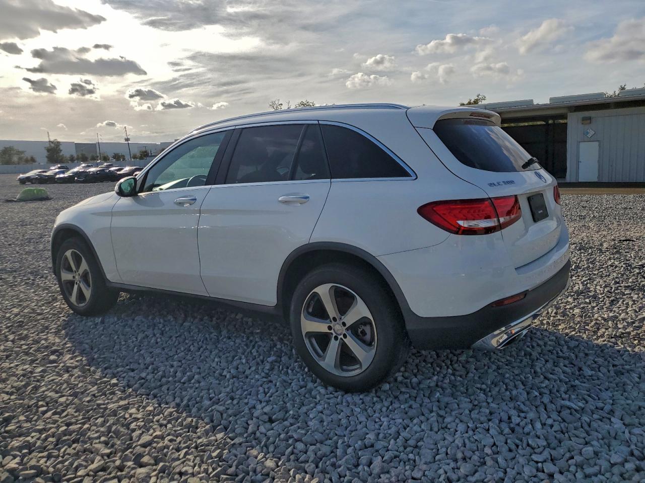 Lot #3315655780 2017 MERCEDES-BENZ GLC 300