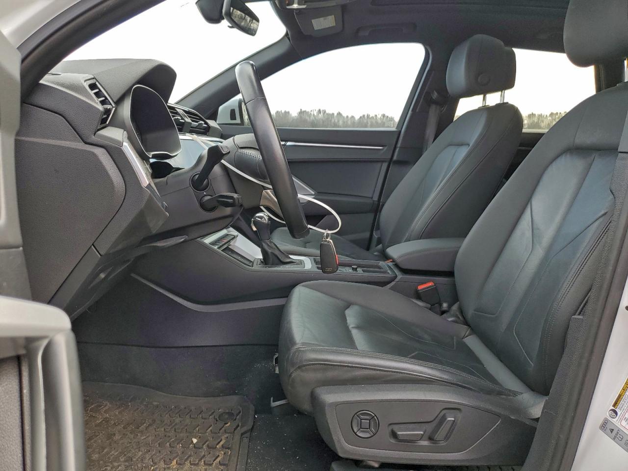 AUDI Q3 PREMIUM S LINE