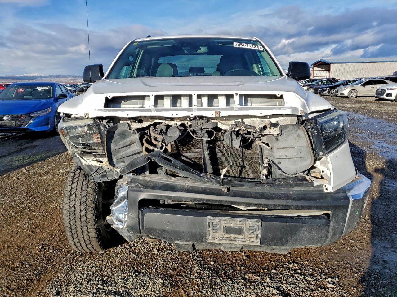 TOYOTA TUNDRA CREWMAX SR5