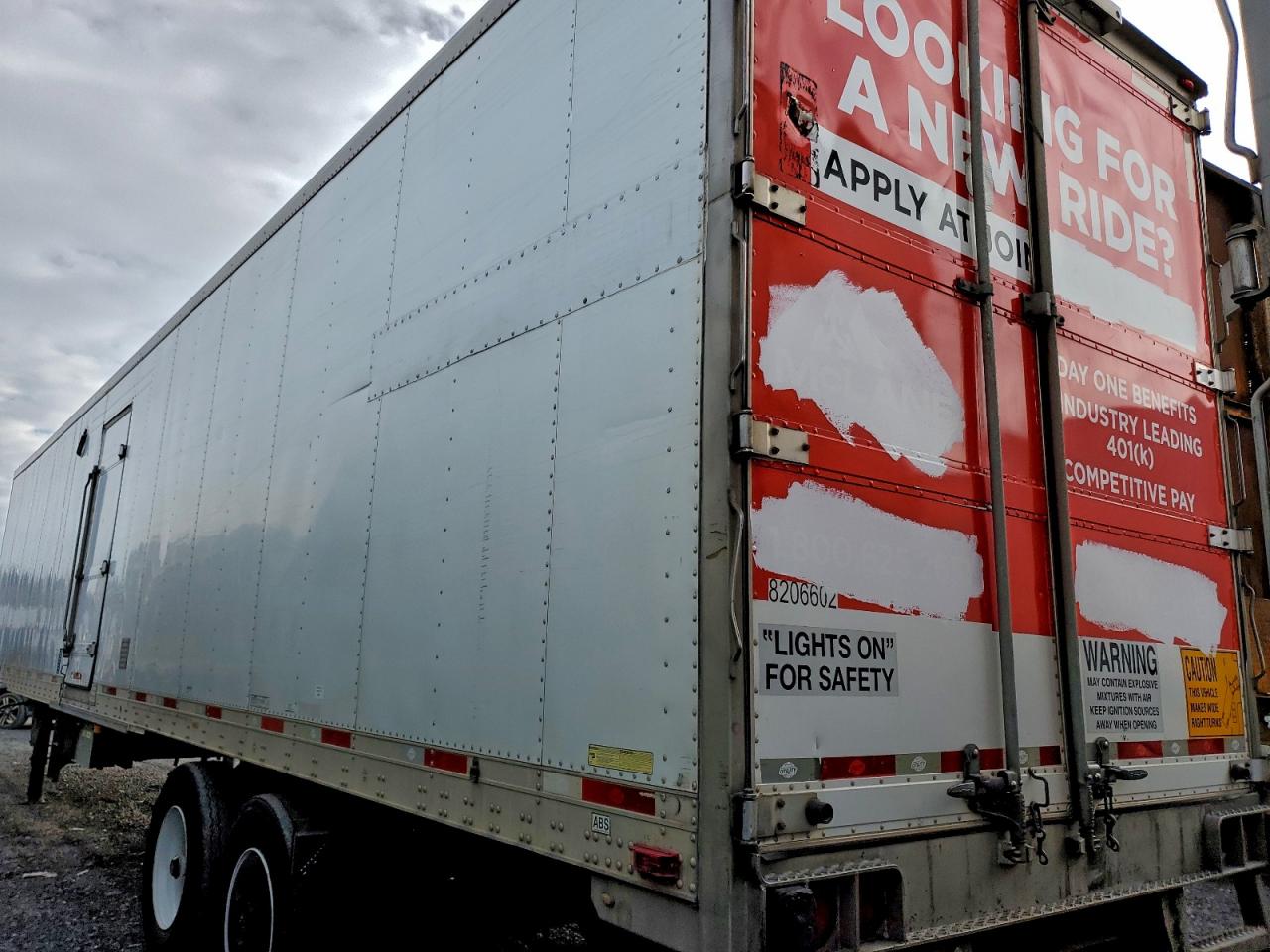 Lot #3315999089 2016 UTILITY VS2RA