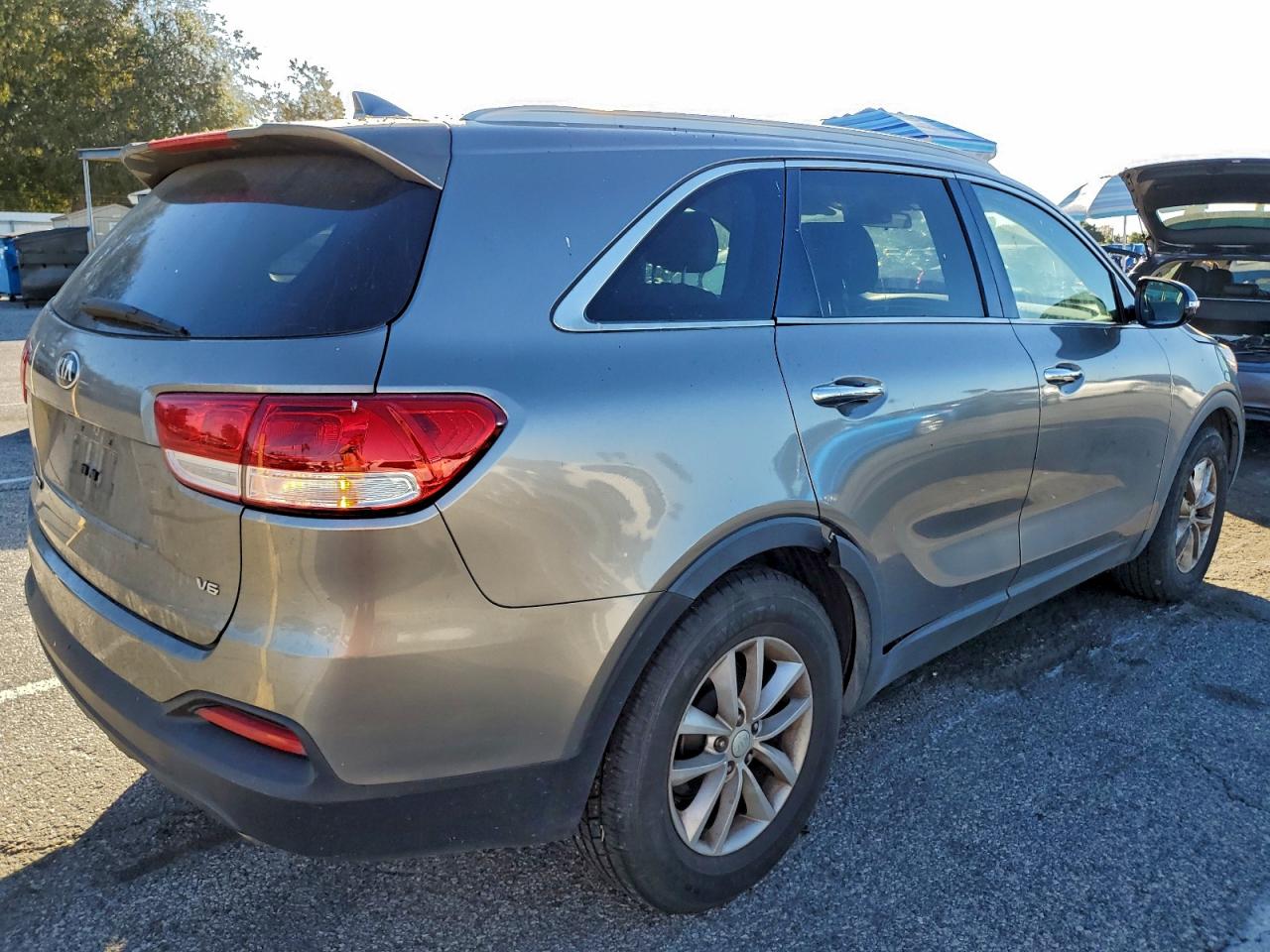 Lot #3310333962 2016 KIA SORENTO LX