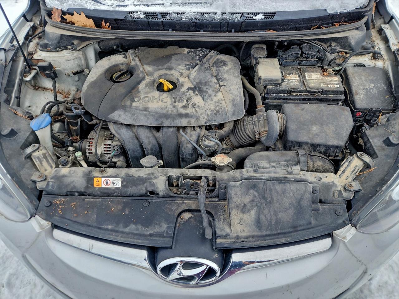 Lot #3310453323 2015 HYUNDAI ELANTRA SE