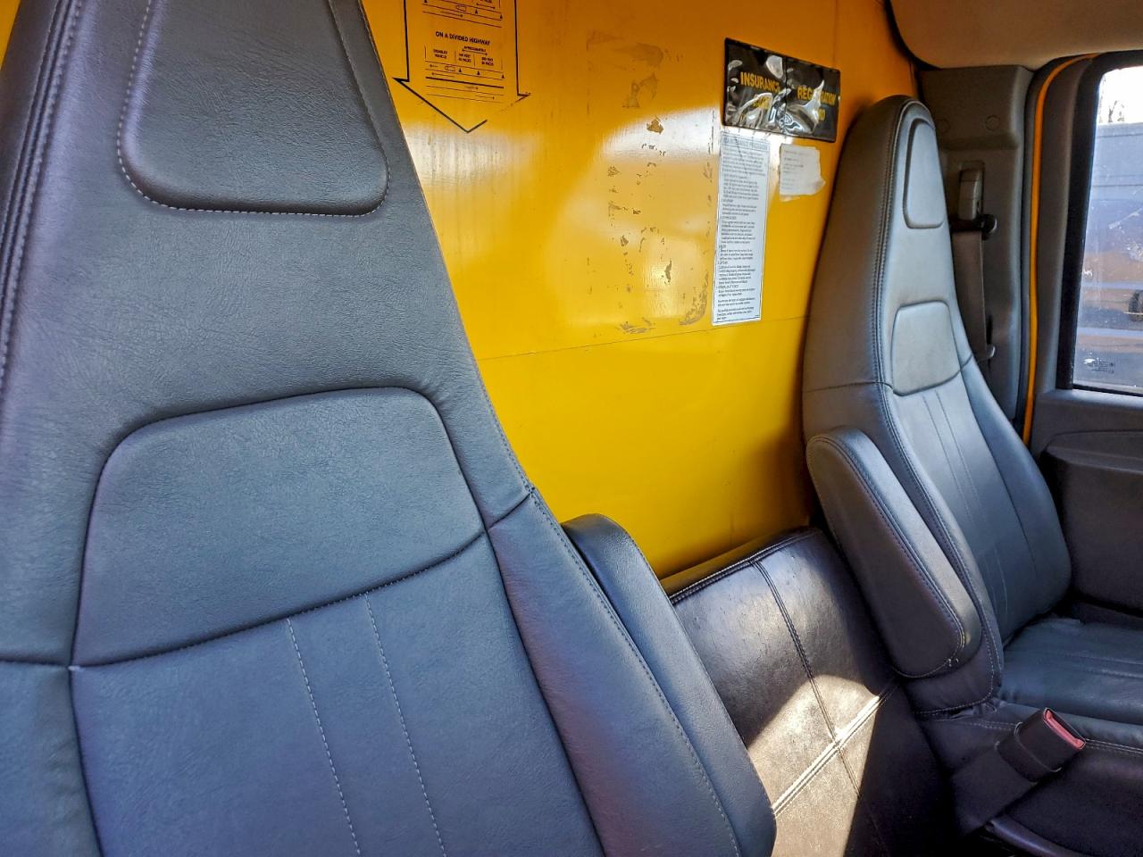 GMC SAVANA CUTAWAY G3500