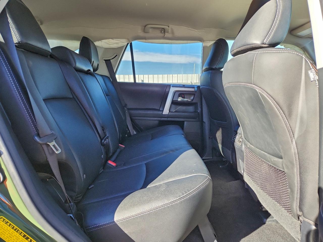 TOYOTA 4RUNNER SR5 PREMIUM