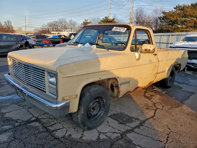 1983 GMC C1500 #3305398301