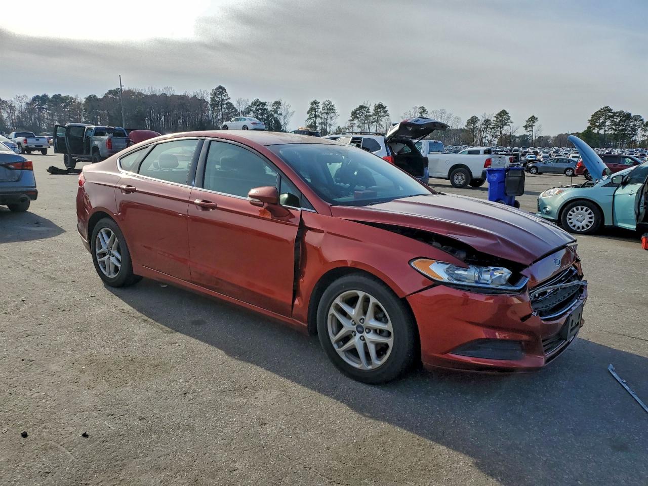 FORD FUSION SE