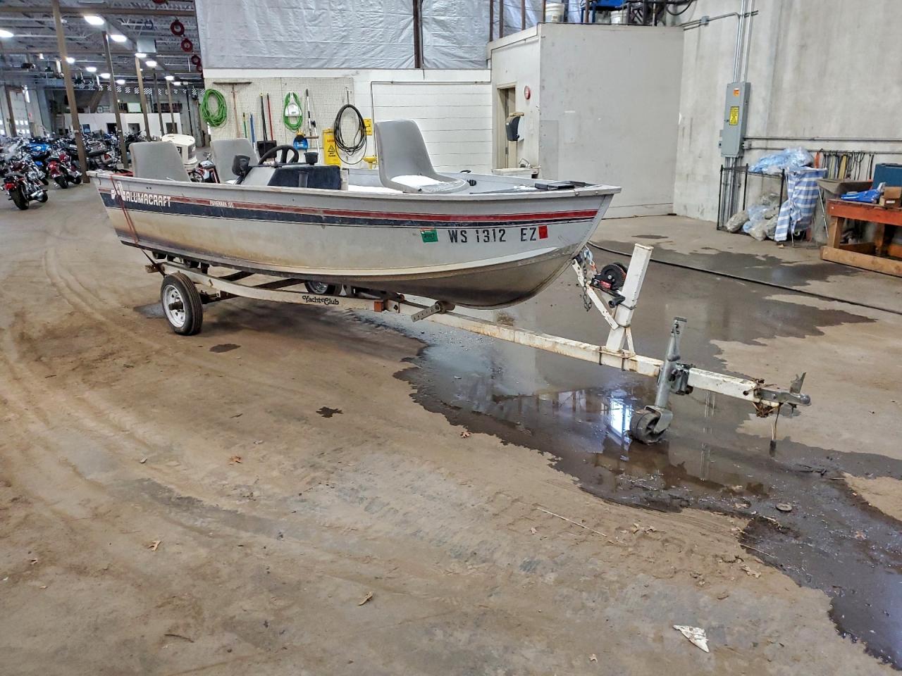 Lot #3305348306 1990 ALUMACRAFT BOAT