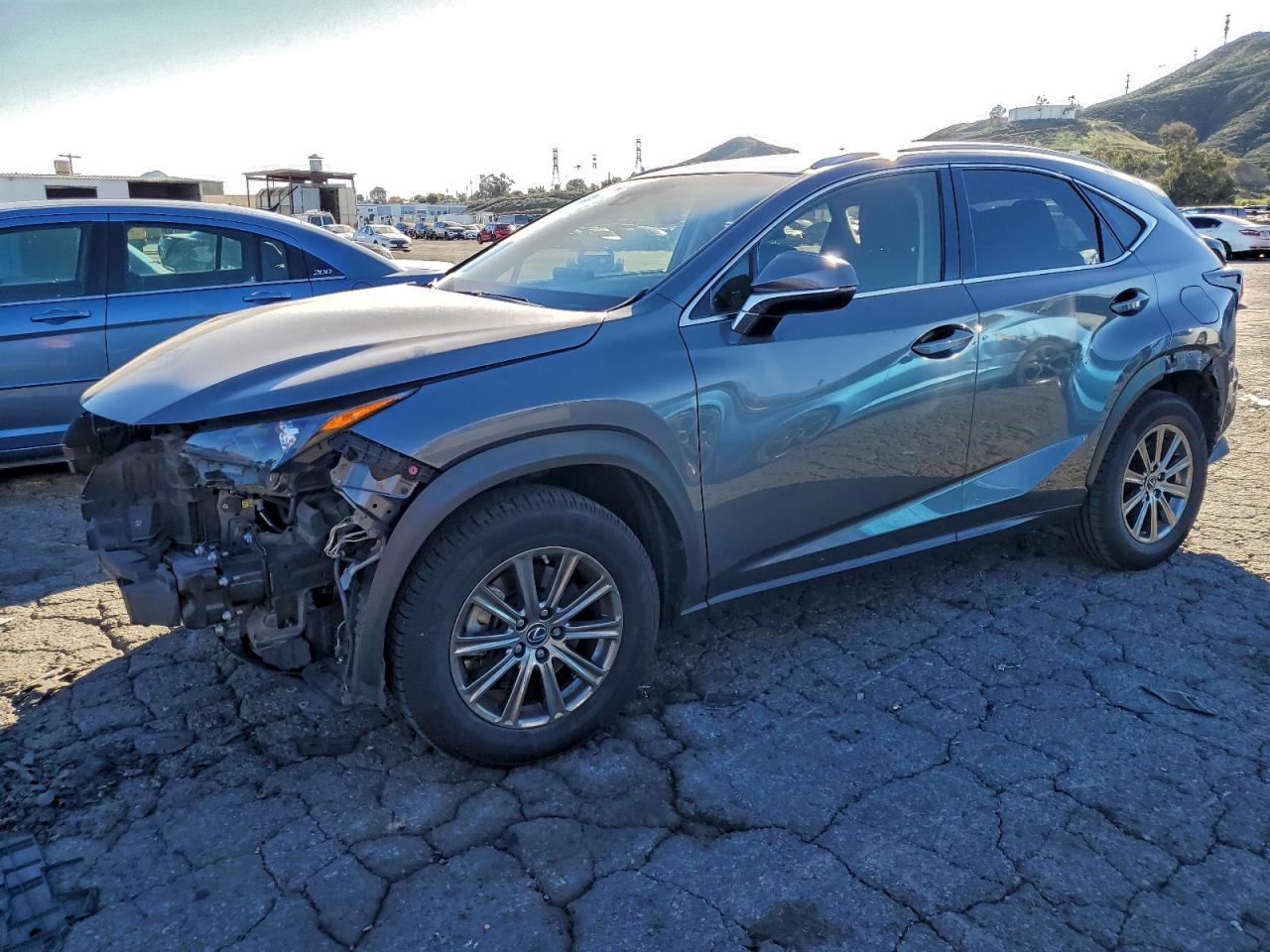 LEXUS NX 300 BASE
