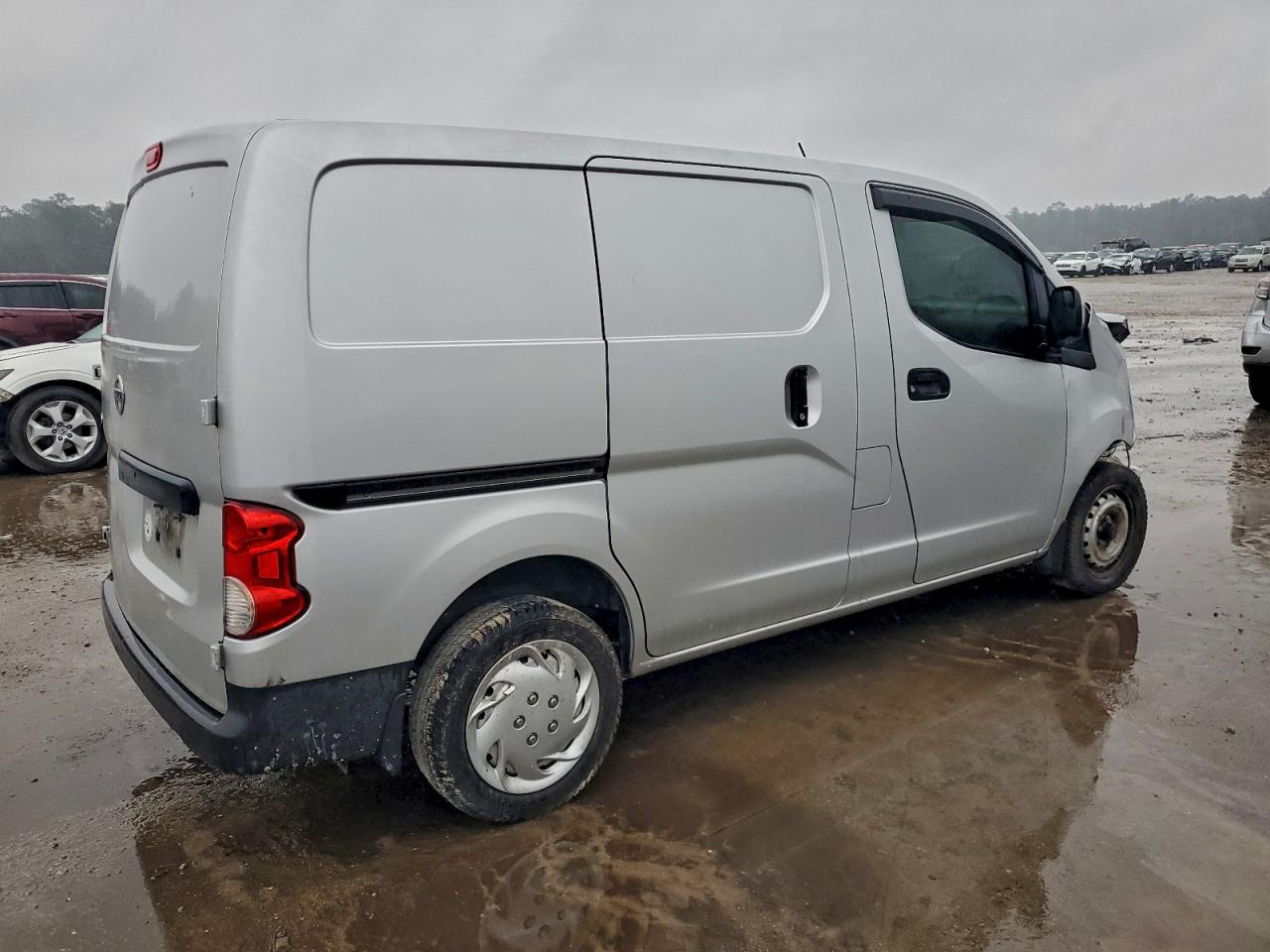 NISSAN NV200 2.5S