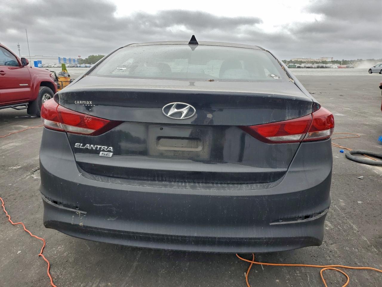 Lot #3302735065 2017 HYUNDAI ELANTRA SE