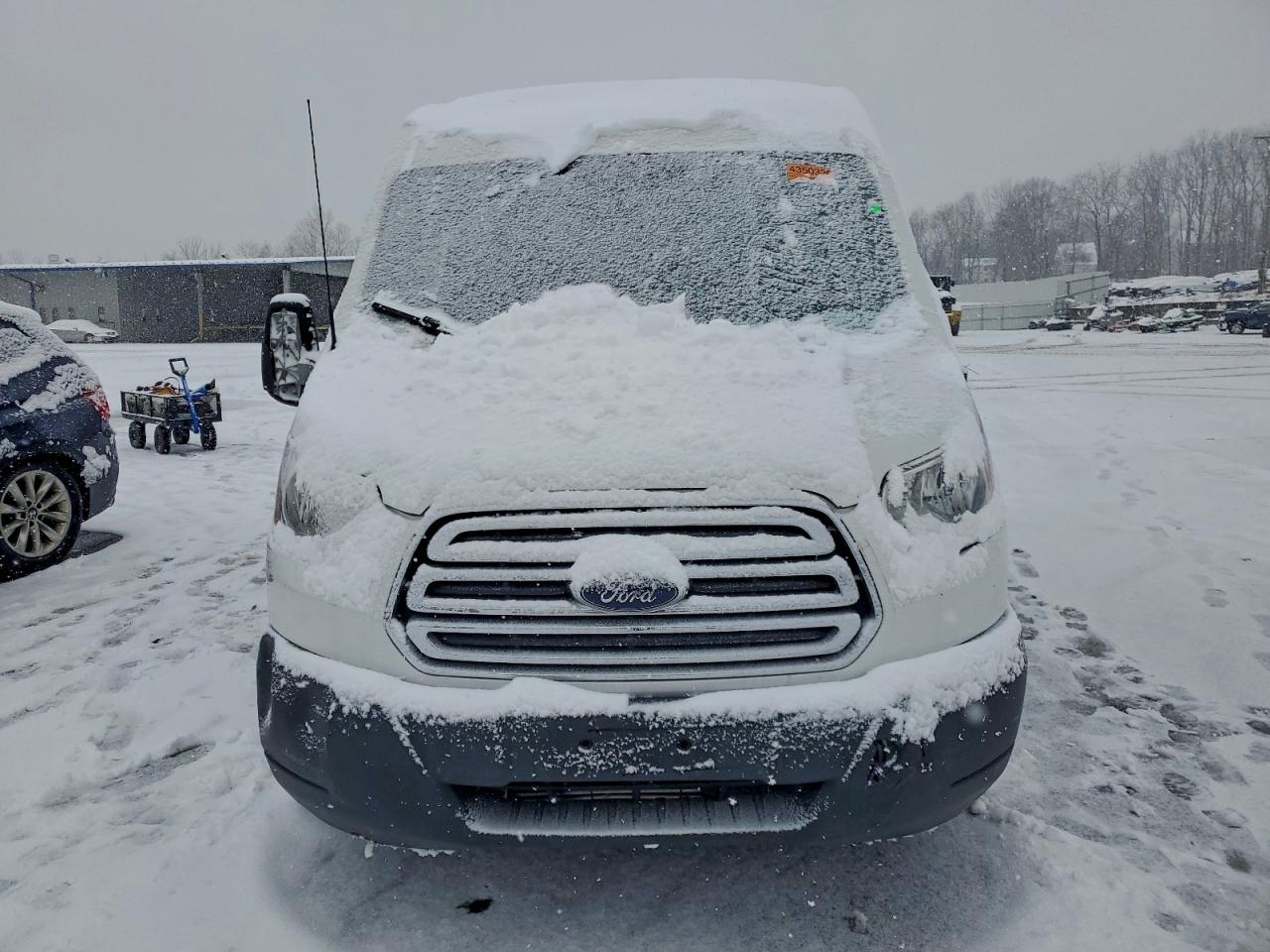 Lot #3308215203 2016 FORD TRANSIT T-