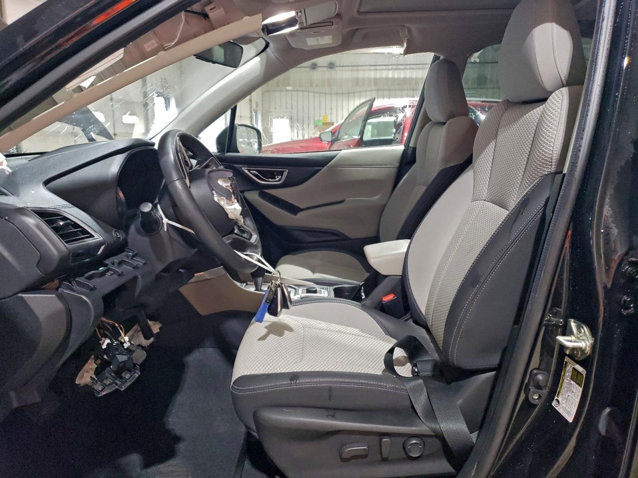 SUBARU FORESTER PREMIUM