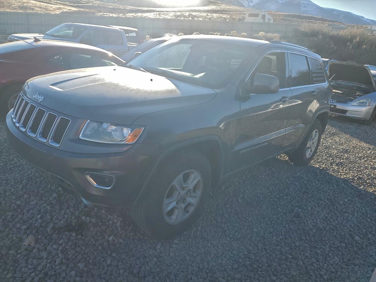 JEEP GRAND CHEROKEE LAREDO