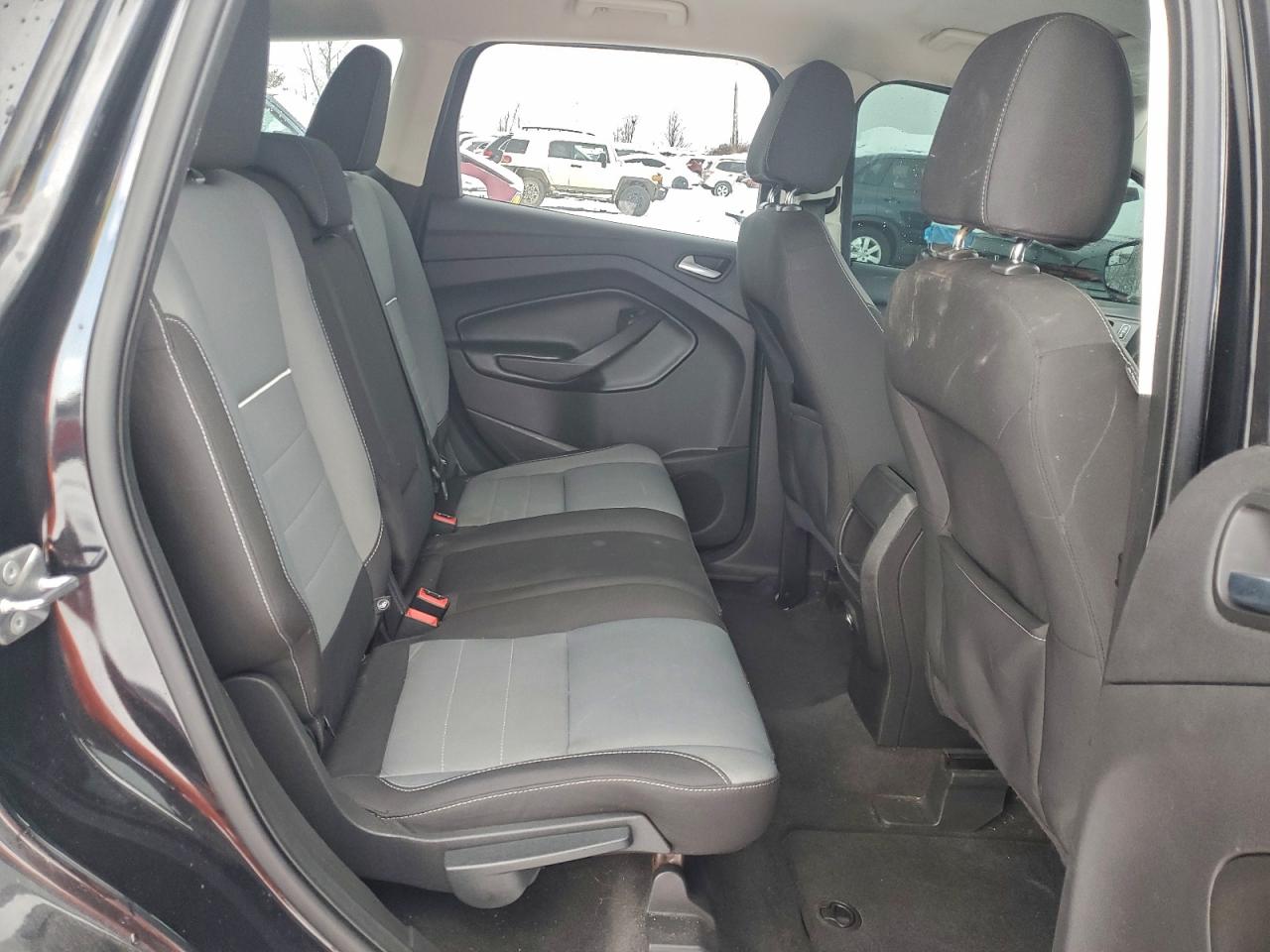 FORD ESCAPE SE