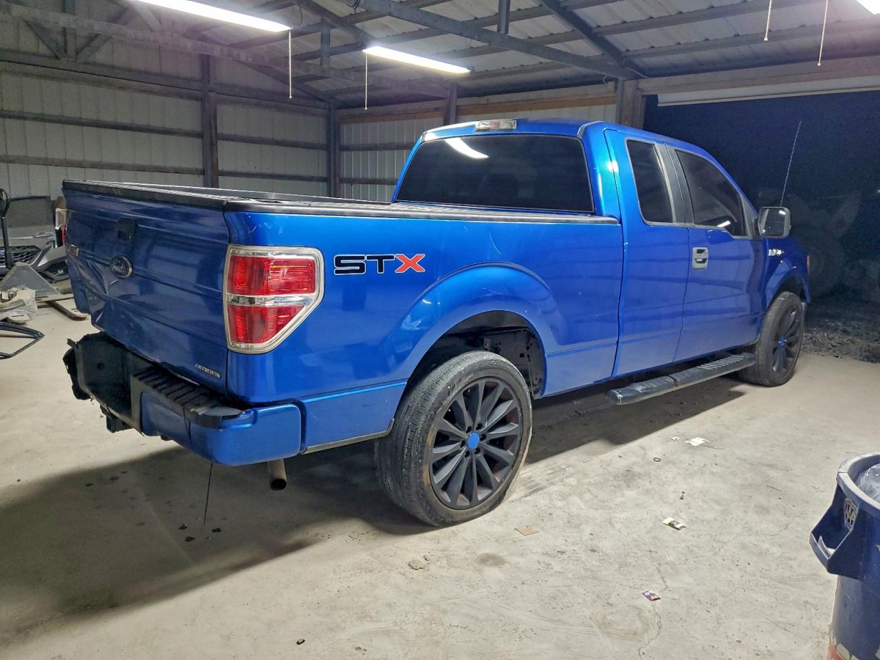 FORD F-150 SUPER CAB
