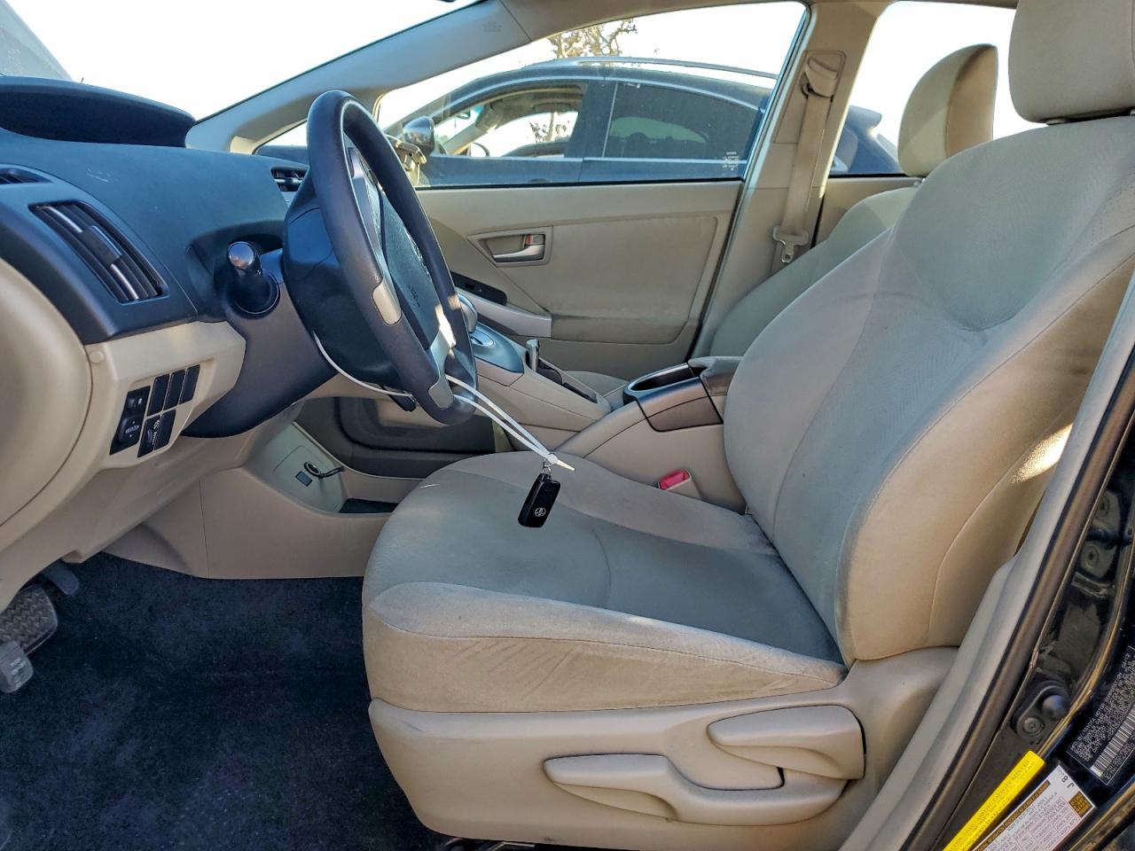 Lot #3317026104 2012 TOYOTA PRIUS