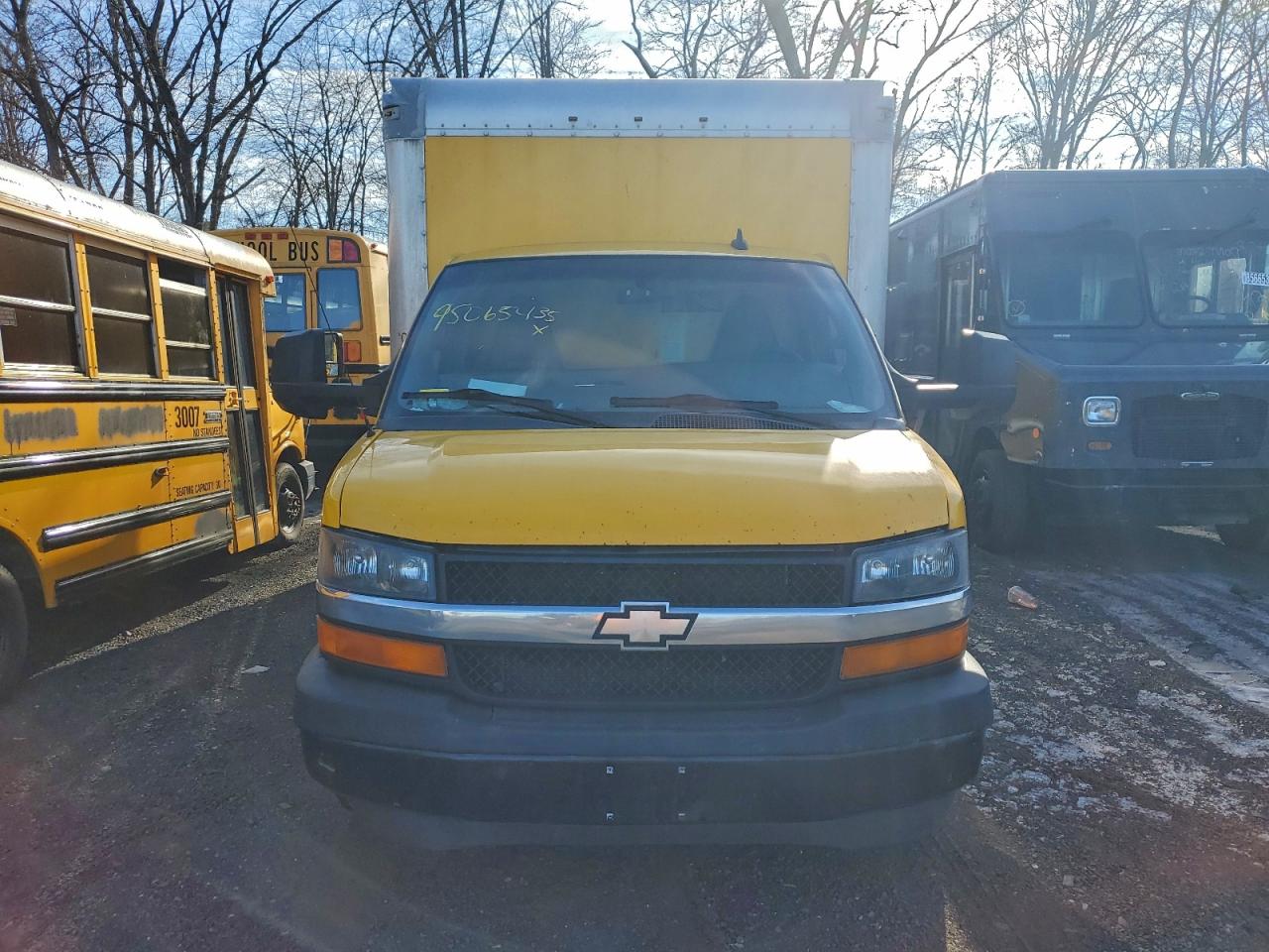 GMC SAVANA CUTAWAY G3500