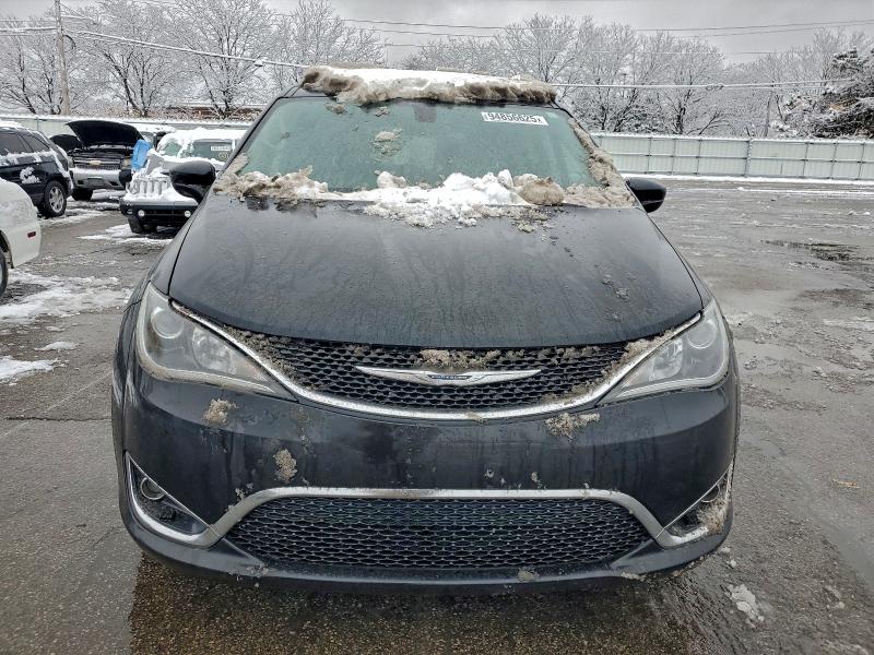 2017 CHRYSLER PACIFICA T #3303818438