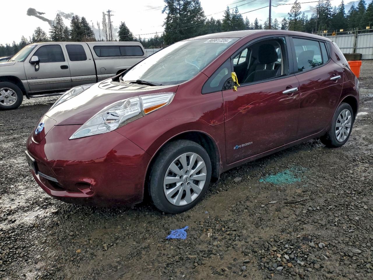 NISSAN LEAF S