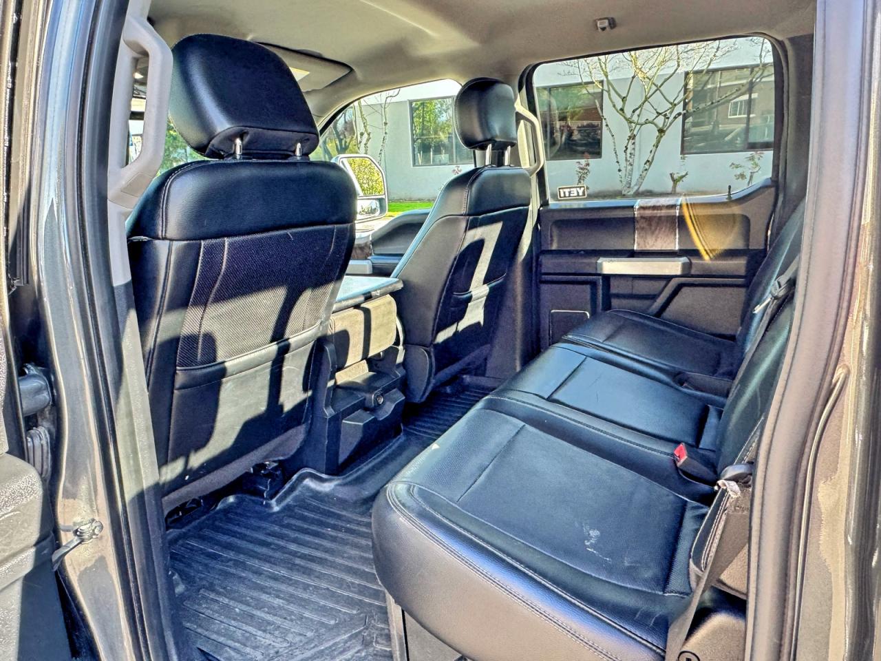 FORD F-350 SUPER DUTY