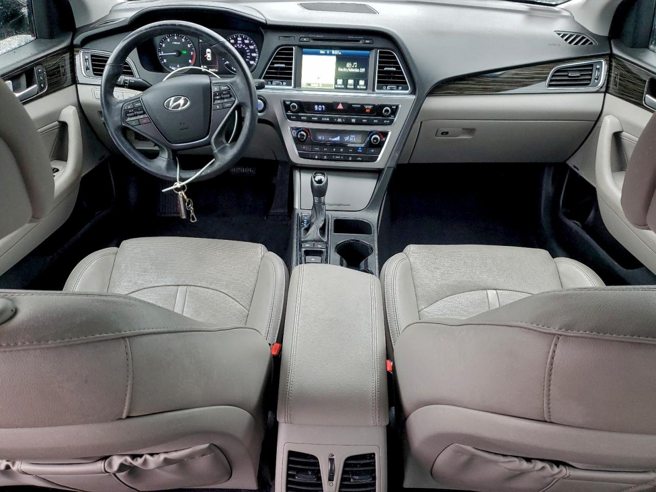 HYUNDAI SONATA SPORT