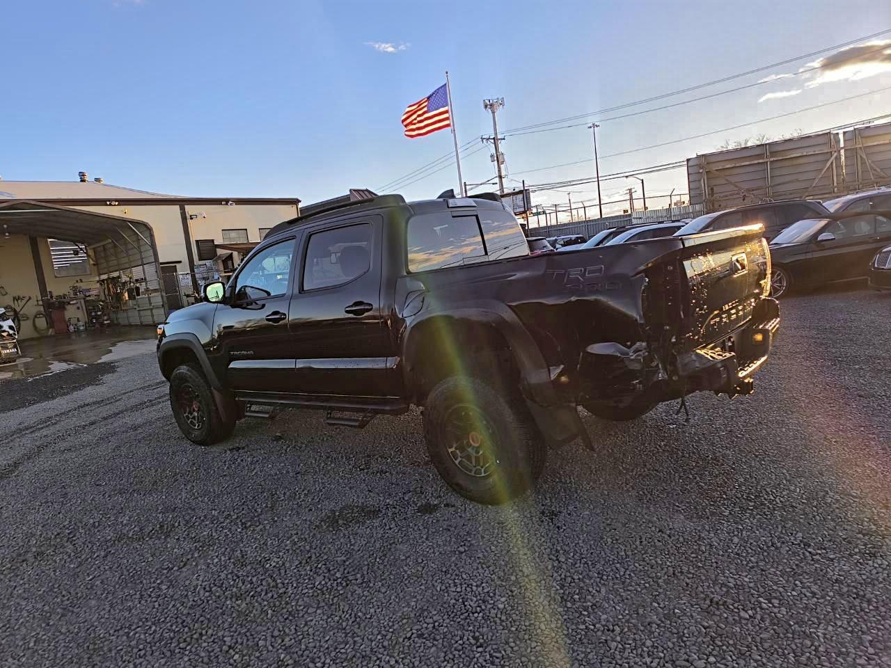Lot #3318925953 2023 TOYOTA TACOMA DOU