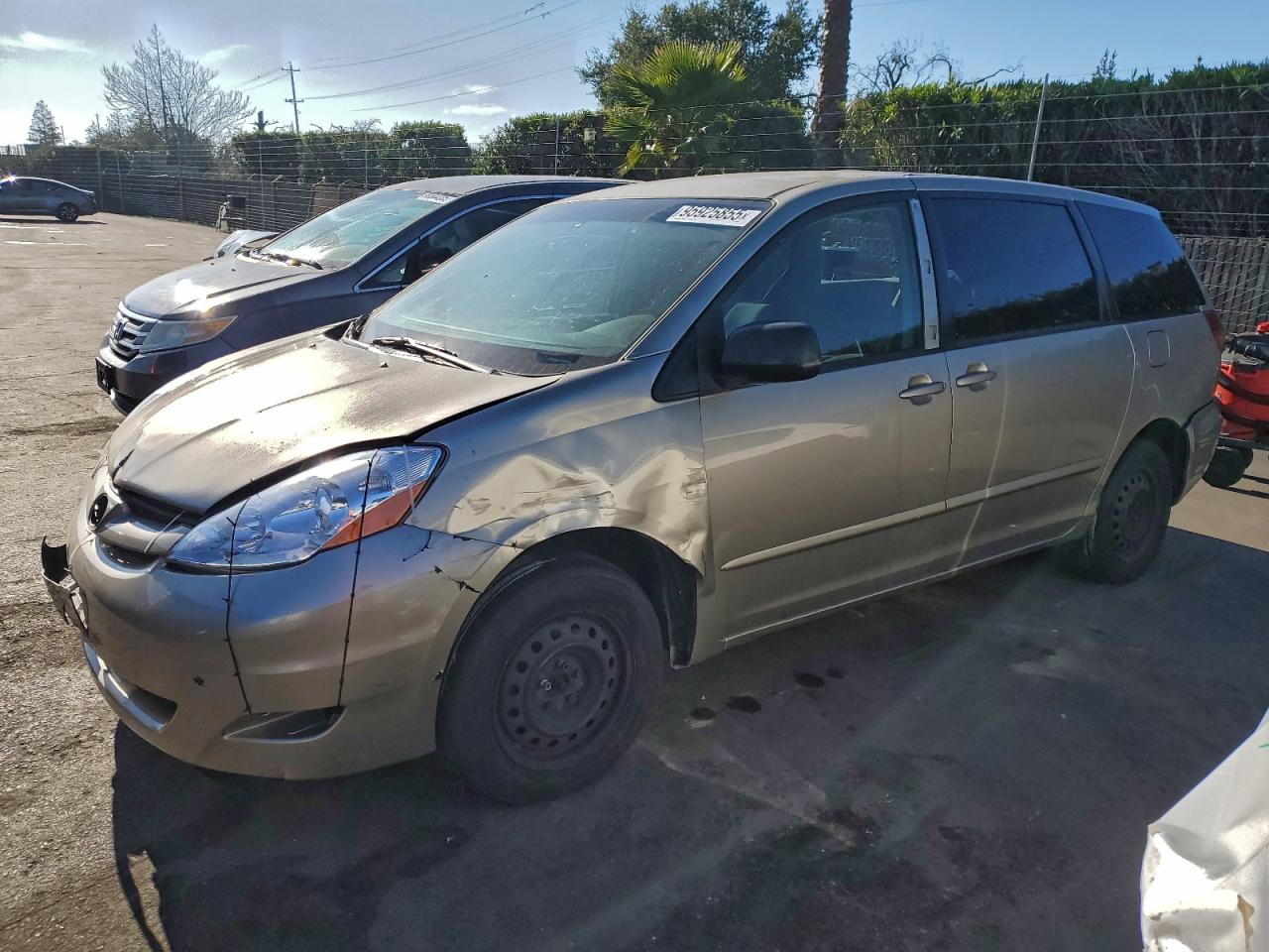 Lot #3305605802 2006 TOYOTA SIENNA CE