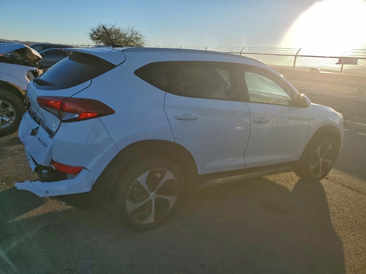 HYUNDAI TUCSON LIMITED
