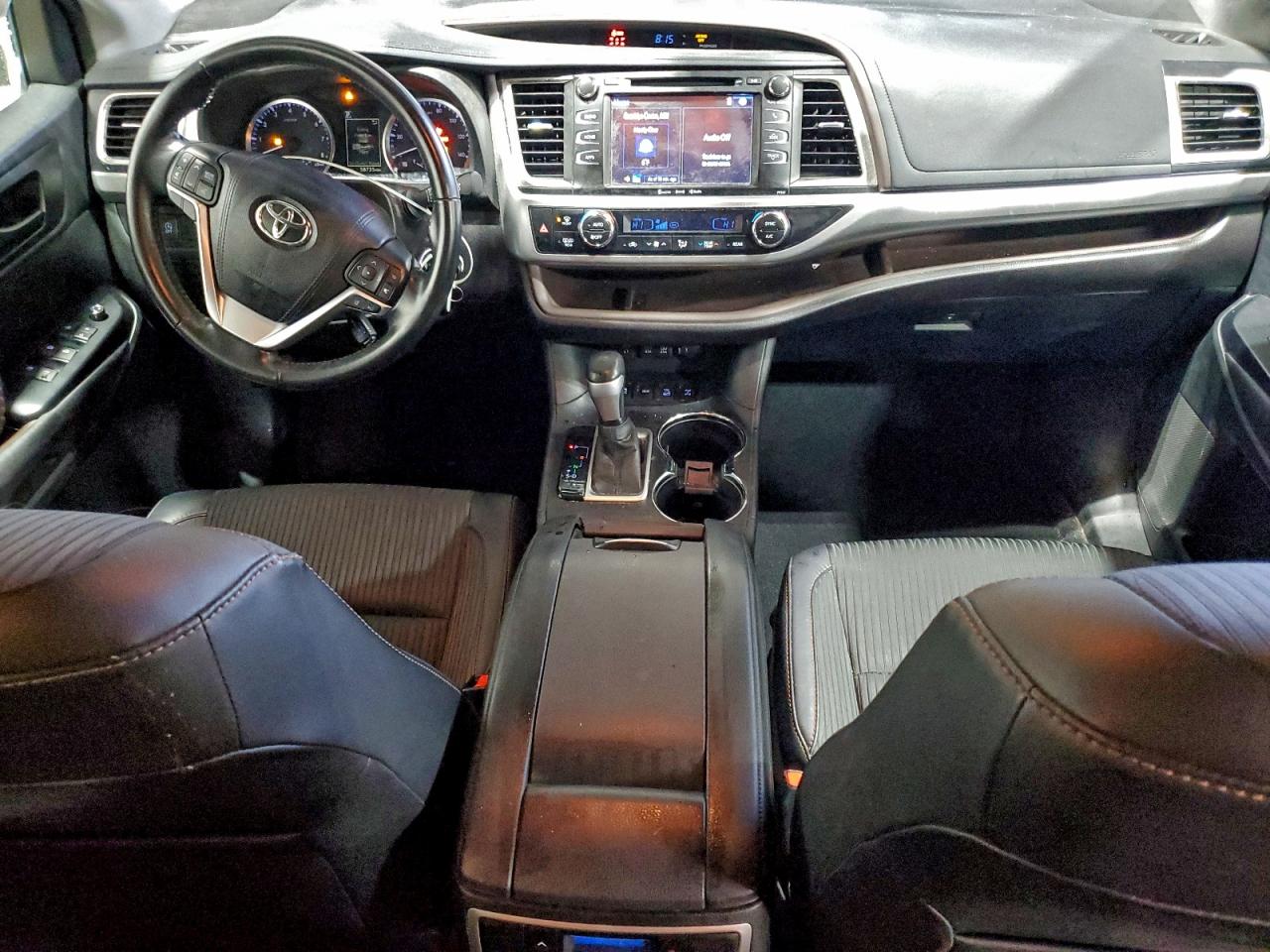 TOYOTA HIGHLANDER LE