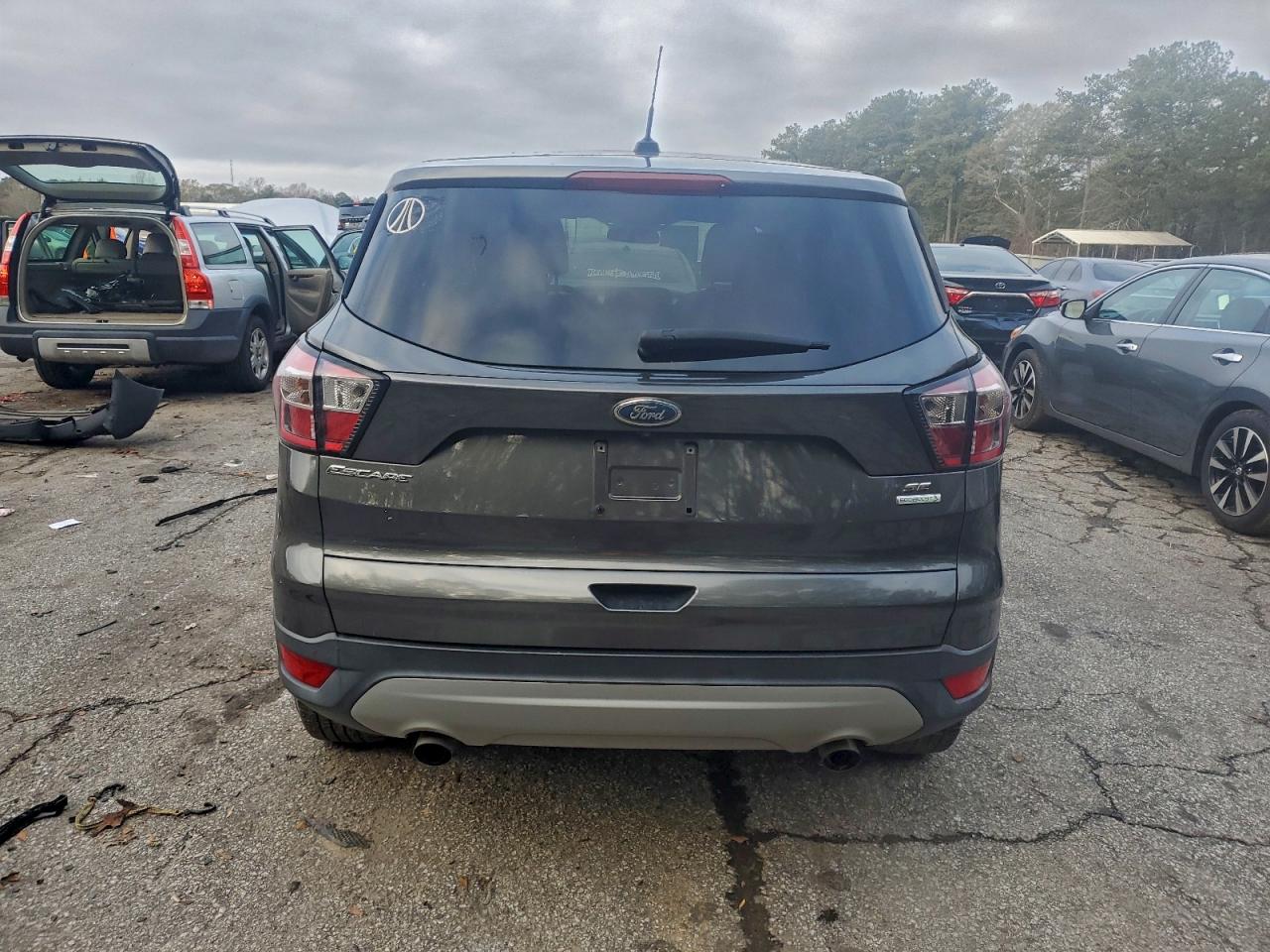 Lot #3305452062 2017 FORD ESCAPE SE