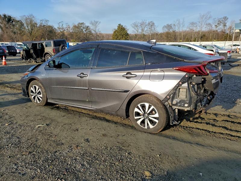 2017 TOYOTA PRIUS PRIM #3310404993