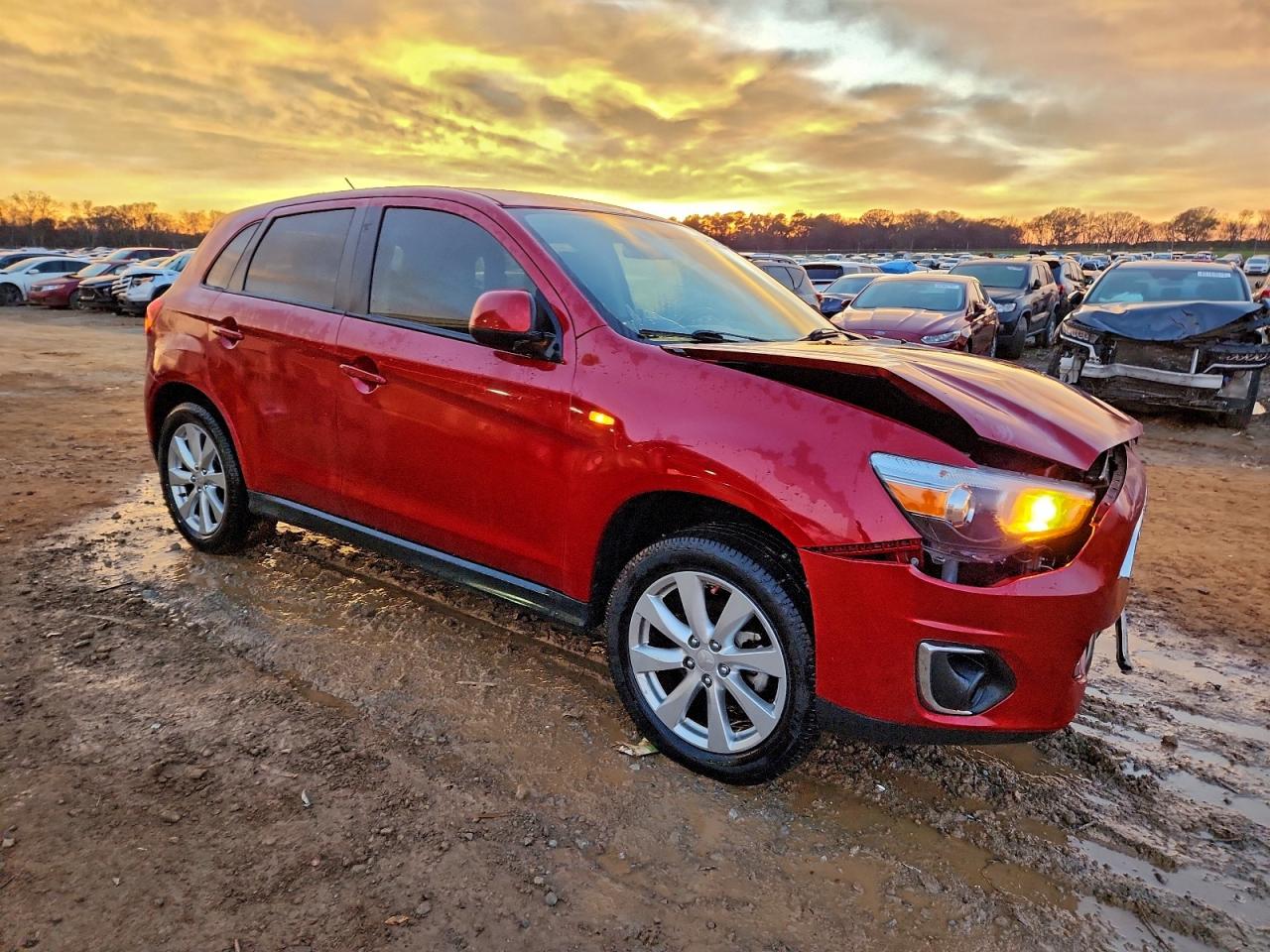 MITSUBISHI OUTLANDER ES