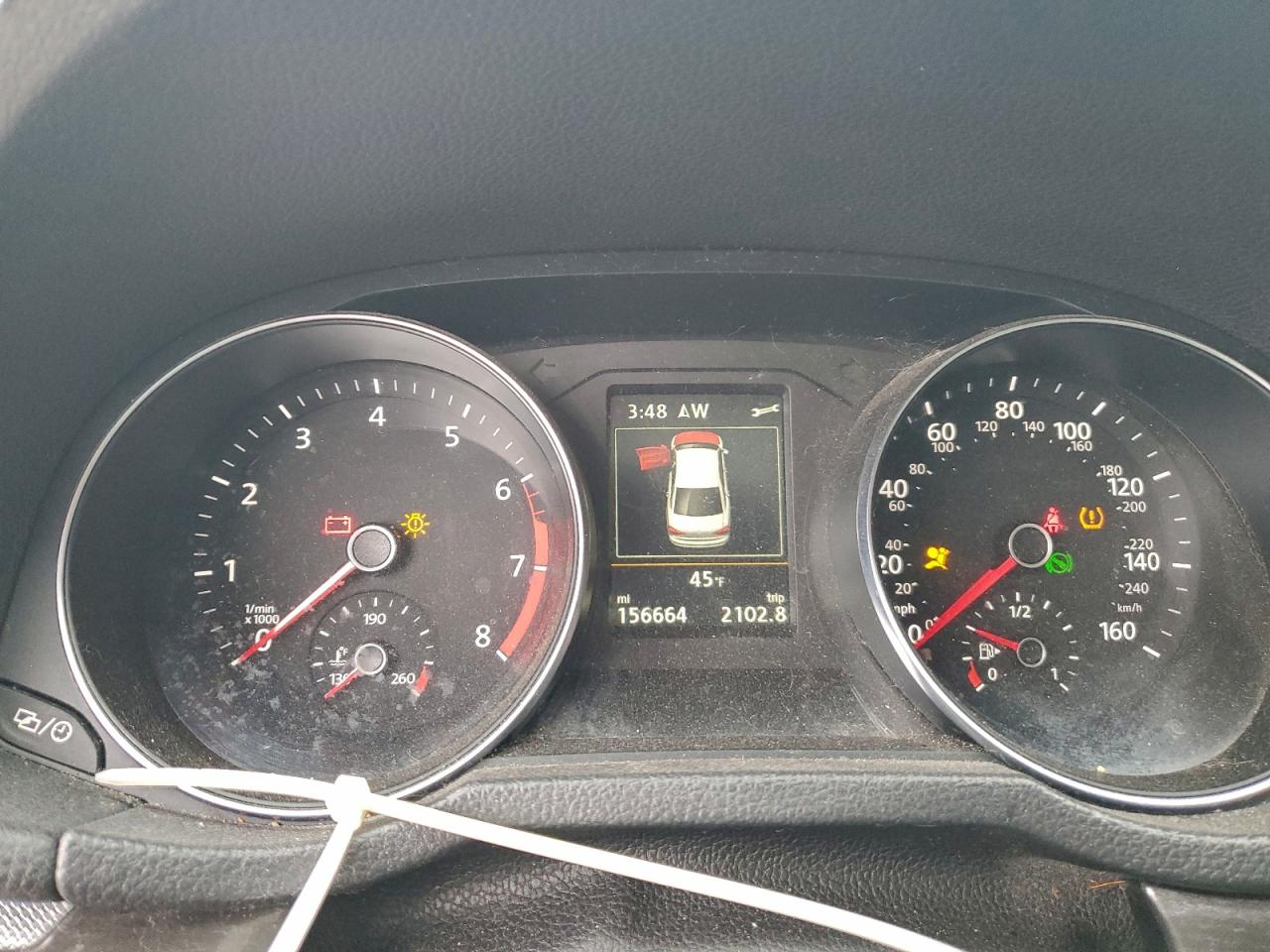 VOLKSWAGEN PASSAT SE