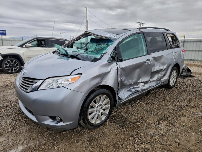 2012 TOYOTA SIENNA XLE #3308662307