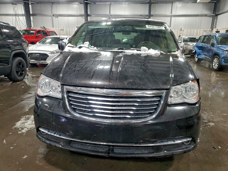 2014 CHRYSLER TOWN & COU #3304563465