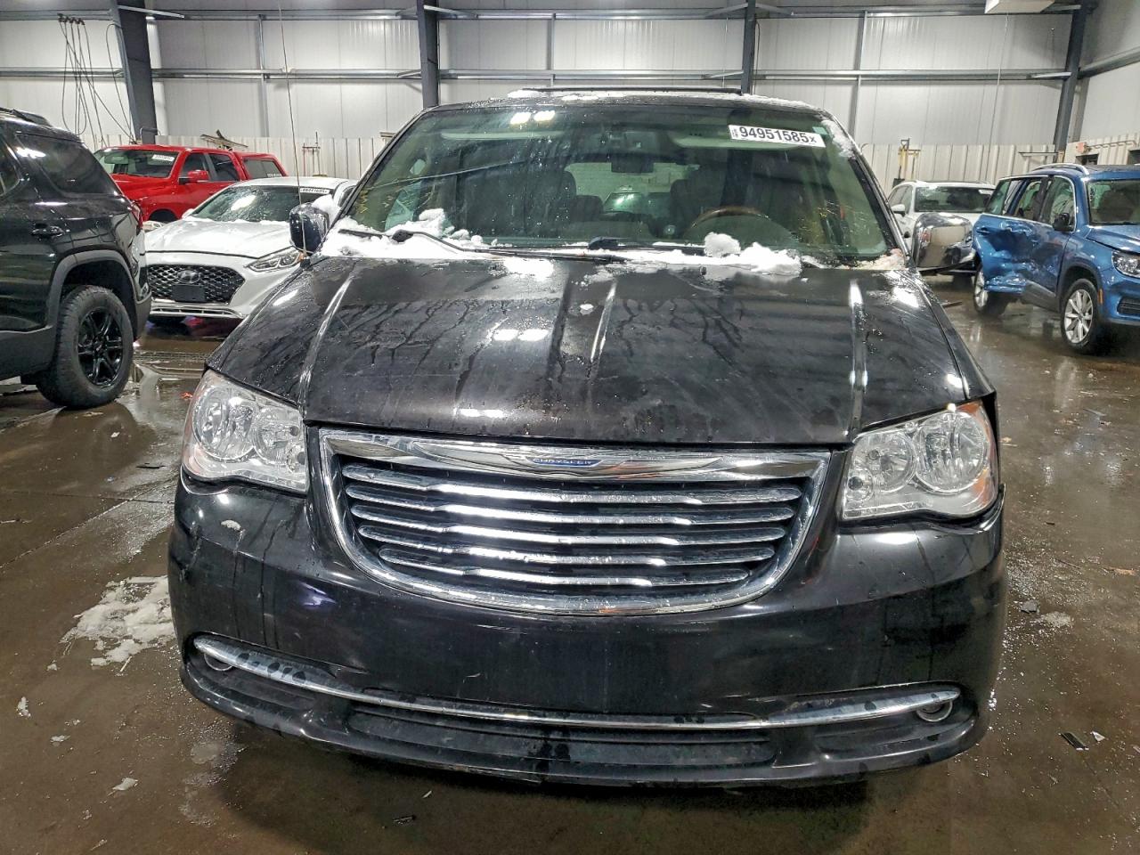 Lot #3304563465 2014 CHRYSLER TOWN & COU