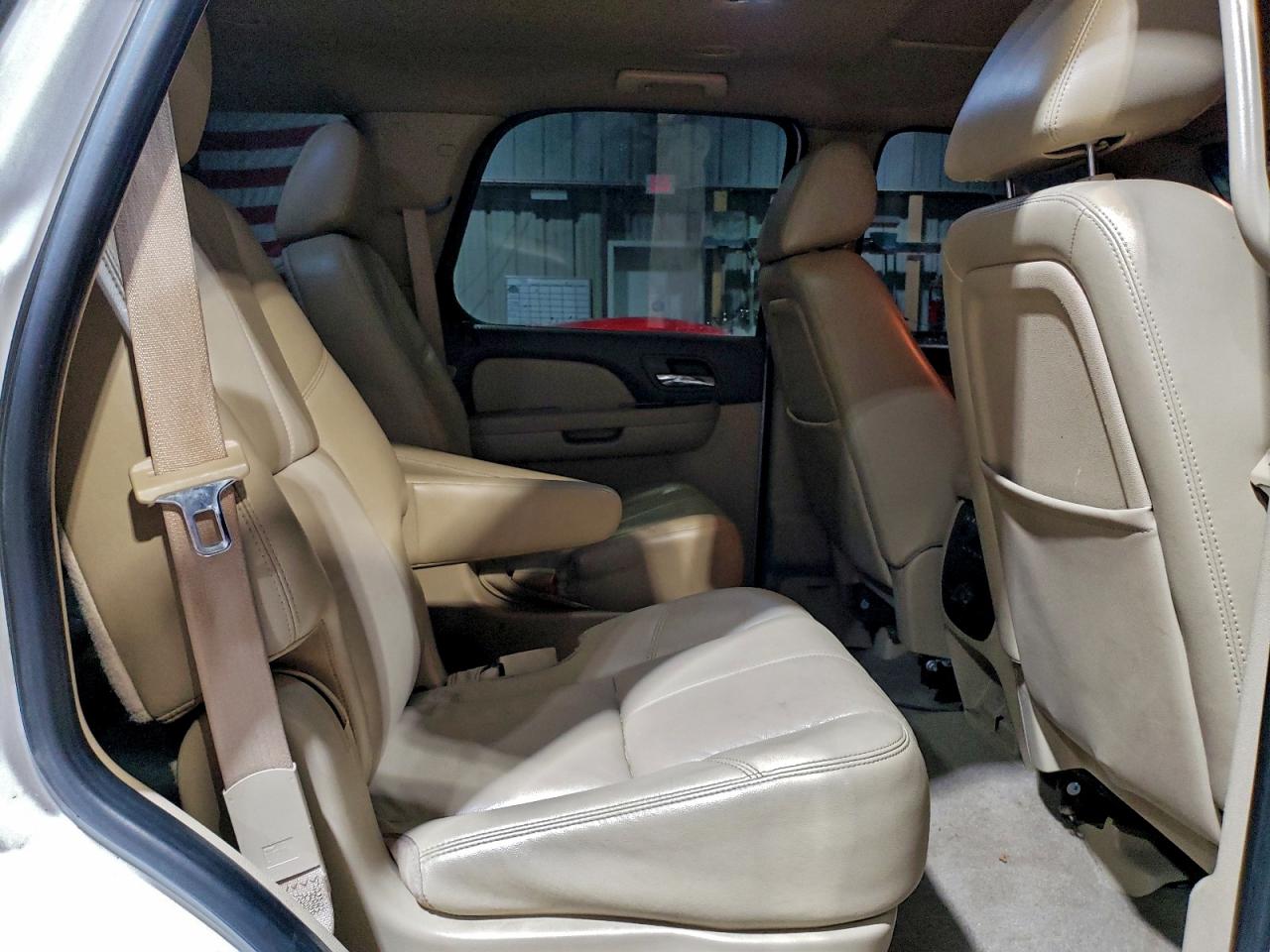 CHEVROLET TAHOE C1500 LT