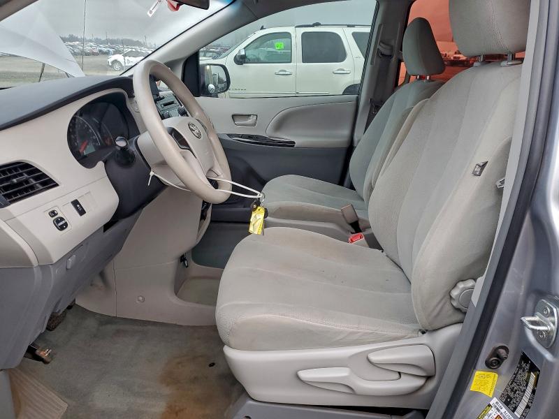 2012 TOYOTA SIENNA #3304104501