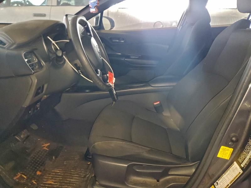 2019 TOYOTA C-HR XLE #3312375777