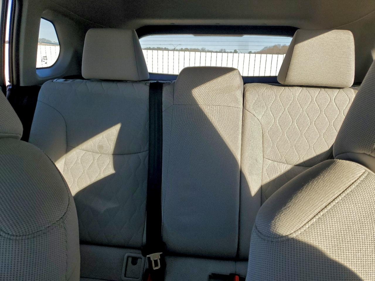 TOYOTA COROLLA CROSS L