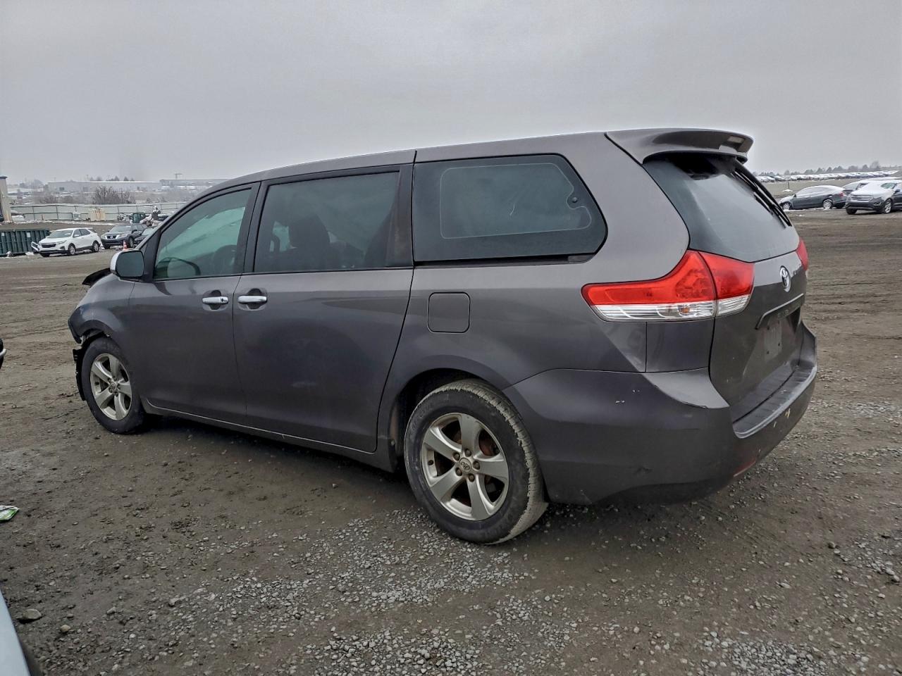 TOYOTA SIENNA