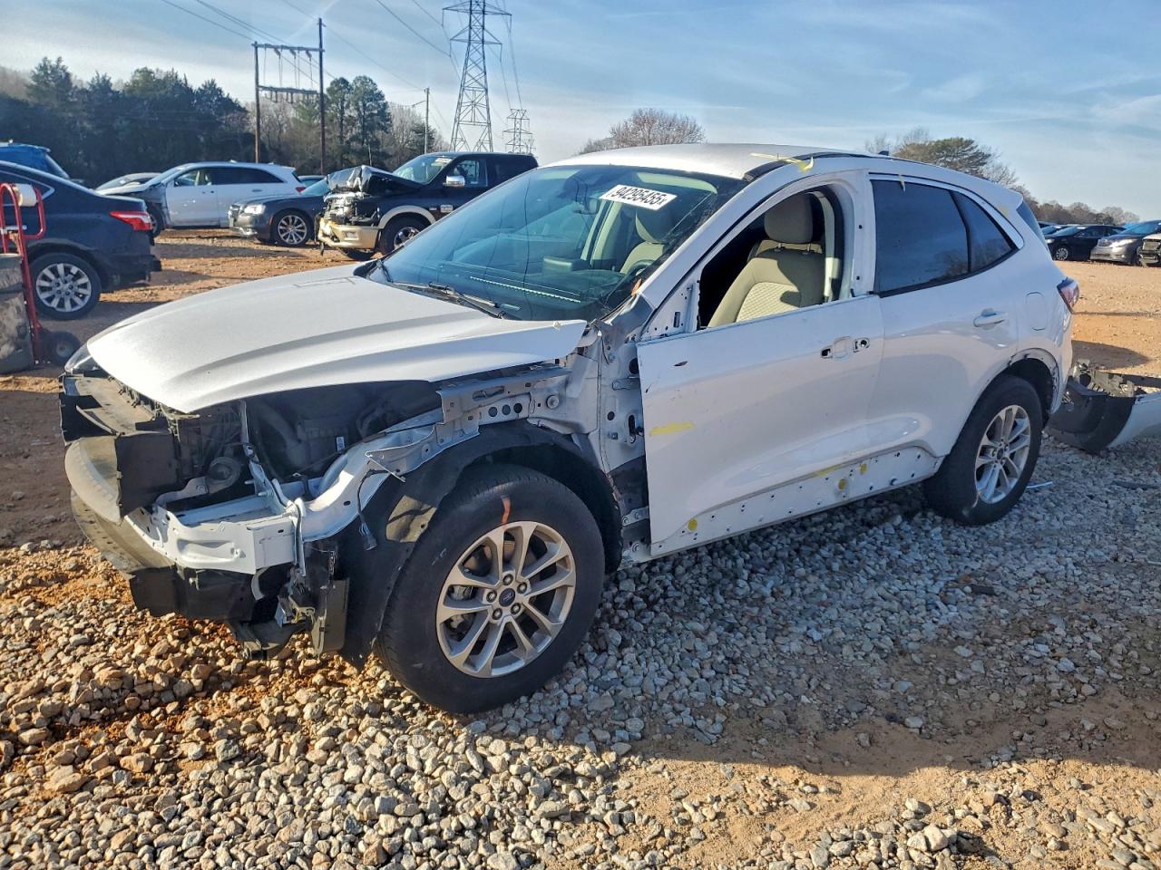 Lot #3308229176 2022 FORD ESCAPE SE