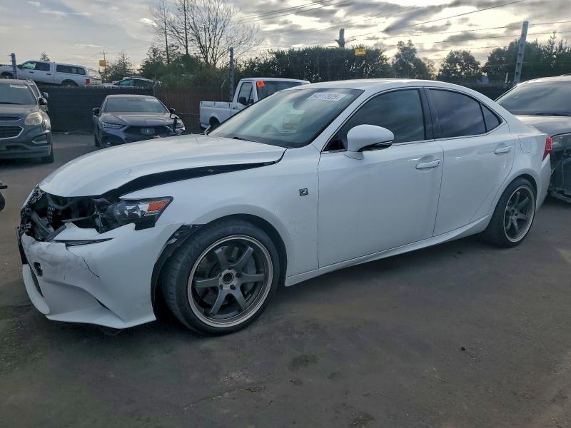 2016 LEXUS IS 200T #3304023604