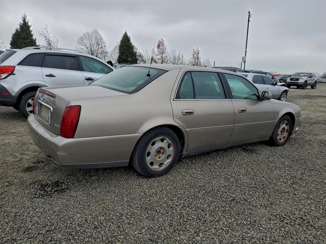 Lot #3304104503 2002 CADILLAC DEVILLE DH